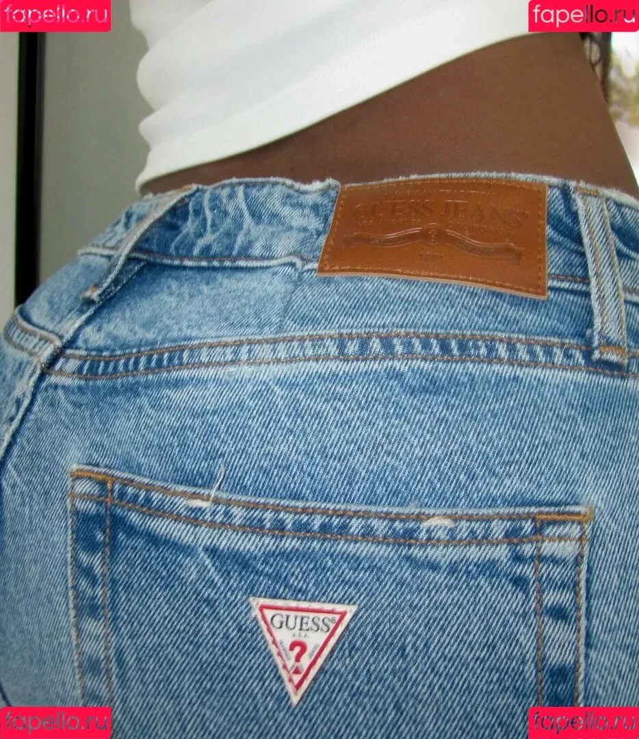 Quenlin Blackwell / quenblackwell Onlyfans Photo Gallery 