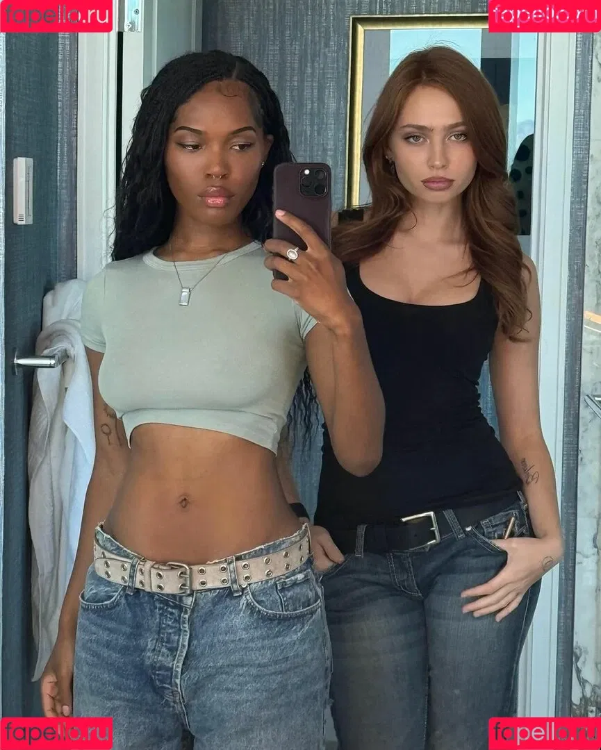 Quenlin Blackwell / quenblackwell Onlyfans Photo Gallery 