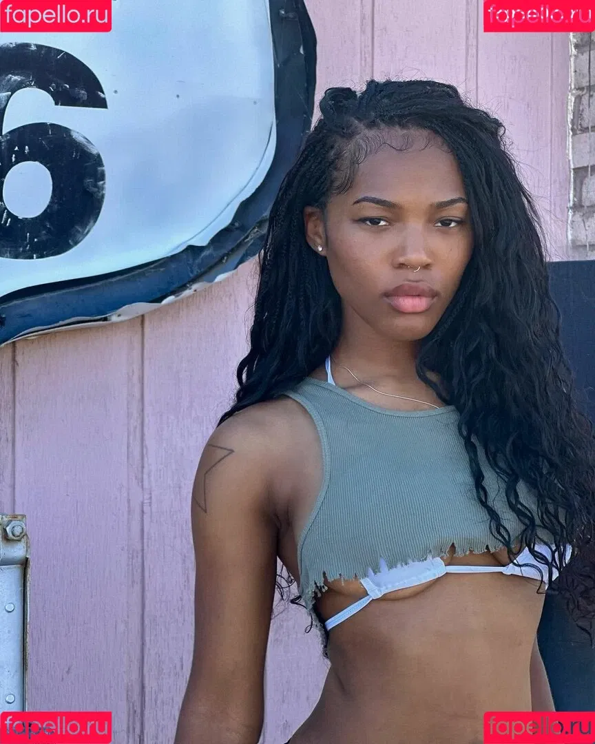 Quenlin Blackwell / quenblackwell Onlyfans Photo Gallery 