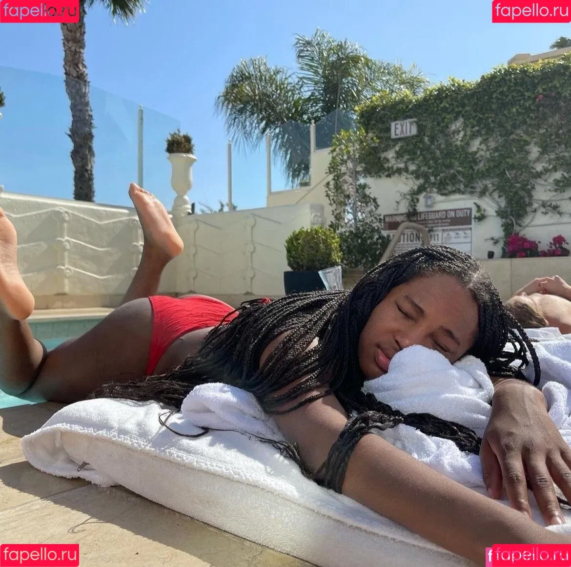 Quenlin Blackwell / quenblackwell Onlyfans Photo Gallery 