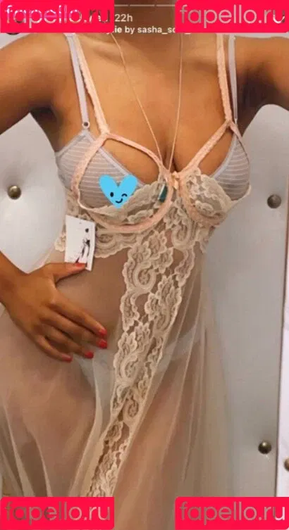 Quenlin Blackwell / quenblackwell Onlyfans Photo Gallery 