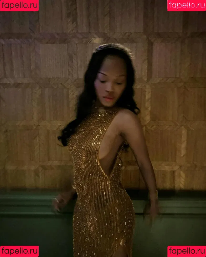 Quenlin Blackwell / quenblackwell Onlyfans Photo Gallery 