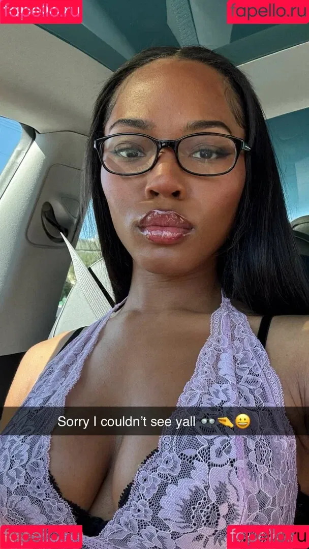 Quenlin Blackwell / quenblackwell Onlyfans Photo Gallery 