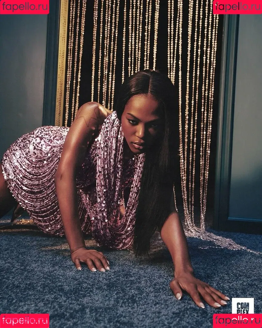 Quenlin Blackwell / quenblackwell Onlyfans Photo Gallery 