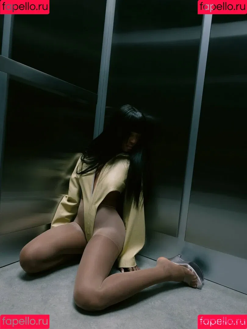 Quenlin Blackwell / quenblackwell Onlyfans Photo Gallery 