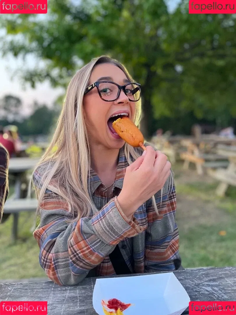 Natalie Decker / NatalieRacing / nataliedecker / user Onlyfans Photo Gallery 