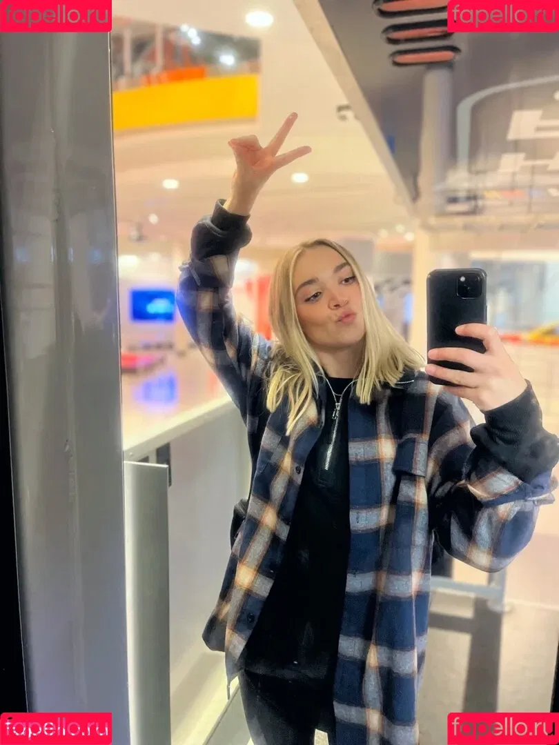 Natalie Decker / NatalieRacing / nataliedecker / user Onlyfans Photo Gallery 