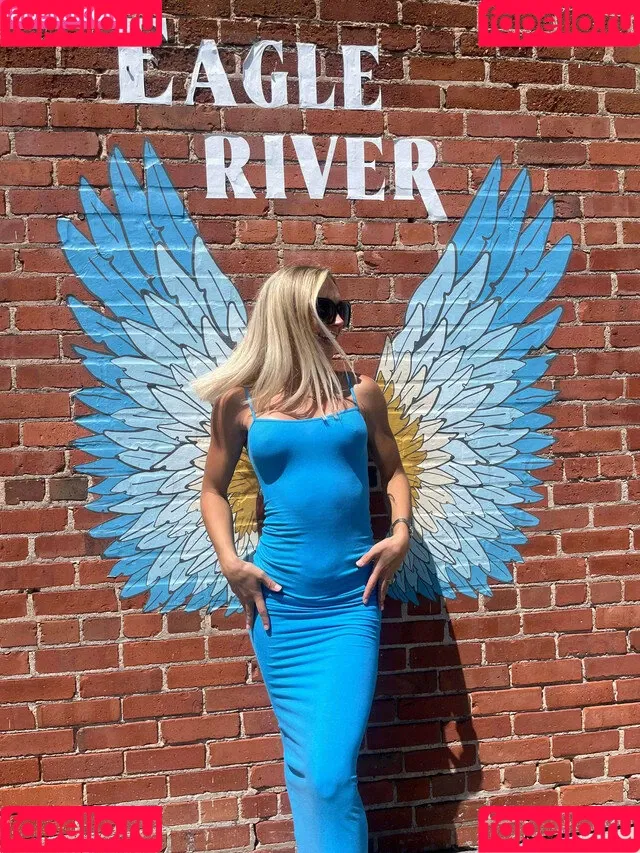 Natalie Decker / NatalieRacing / nataliedecker / user Onlyfans Photo Gallery 