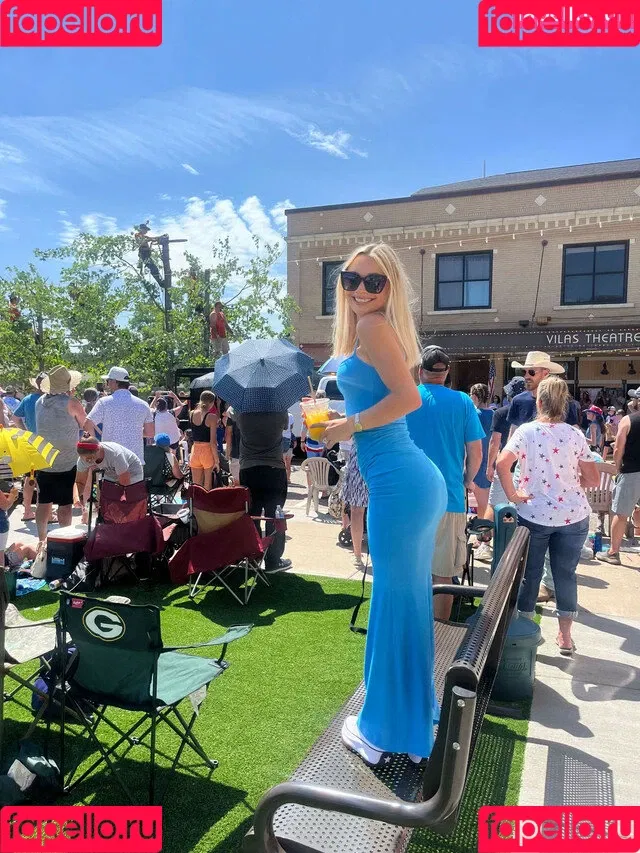 Natalie Decker / NatalieRacing / nataliedecker / user Onlyfans Photo Gallery 