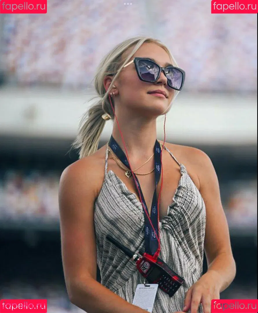 Natalie Decker / NatalieRacing / nataliedecker / user Onlyfans Photo Gallery 