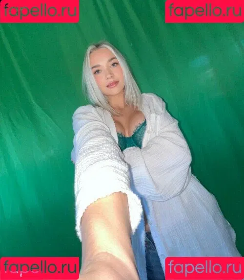 Natalie Decker / NatalieRacing / nataliedecker / user Onlyfans Photo Gallery 