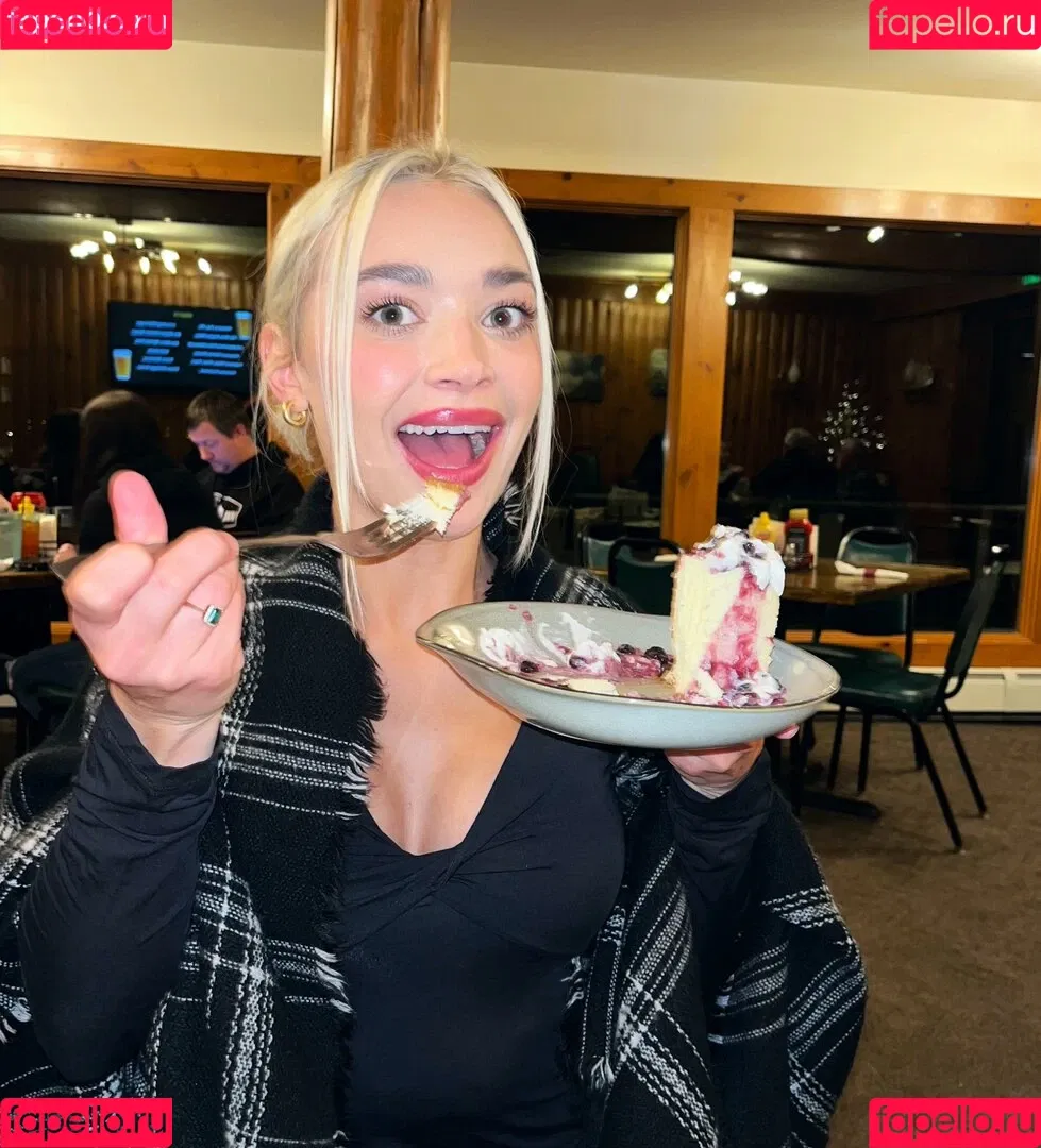 Natalie Decker / NatalieRacing / nataliedecker / user Onlyfans Photo Gallery 