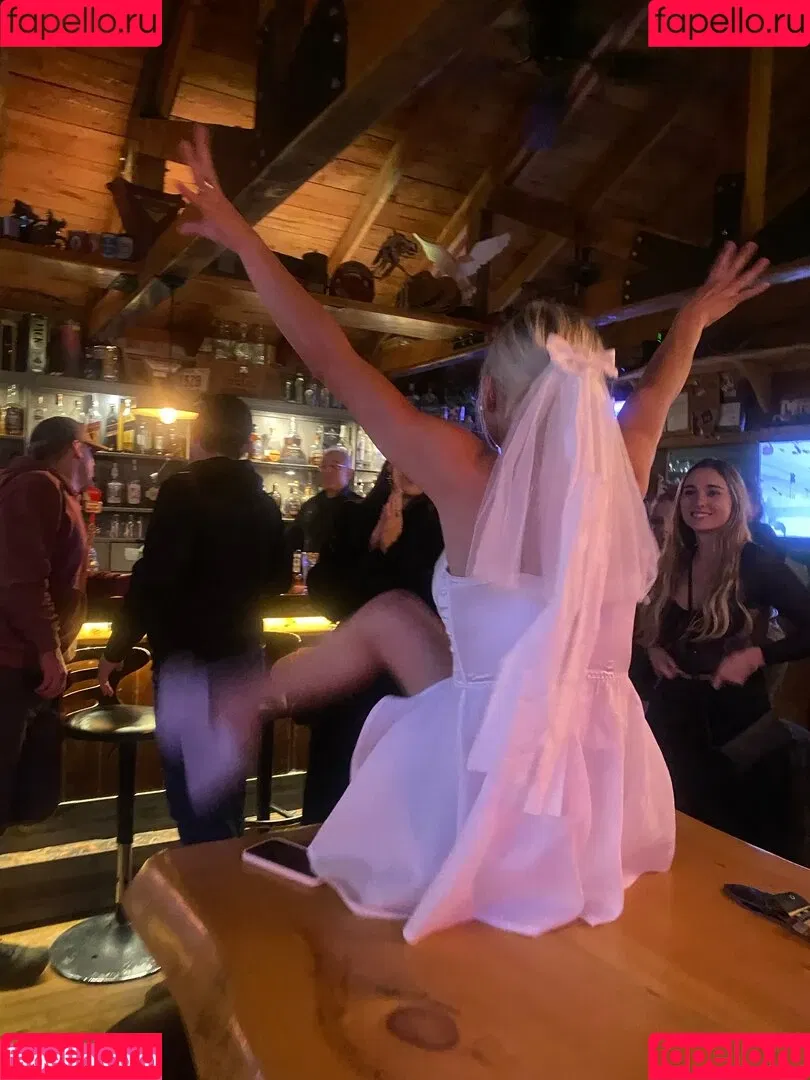 Natalie Decker / NatalieRacing / nataliedecker / user Onlyfans Photo Gallery 