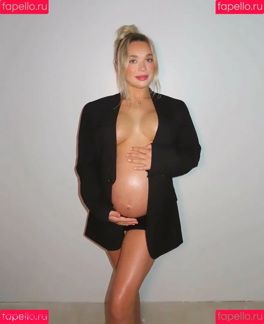 Natalie Decker / NatalieRacing / nataliedecker / user Onlyfans Photo Gallery 