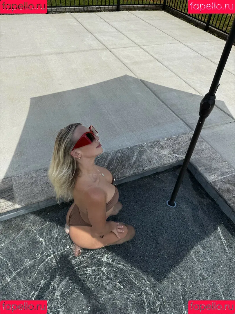 Natalie Decker / NatalieRacing / nataliedecker / user Onlyfans Photo Gallery 