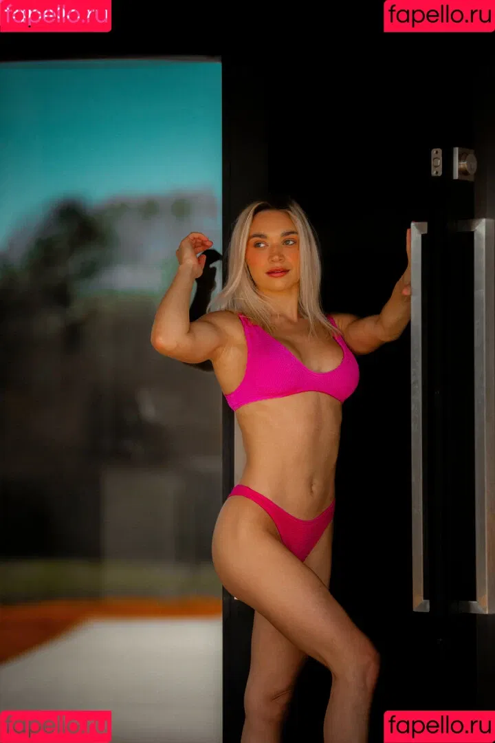 Natalie Decker / NatalieRacing / nataliedecker / user Onlyfans Photo Gallery 