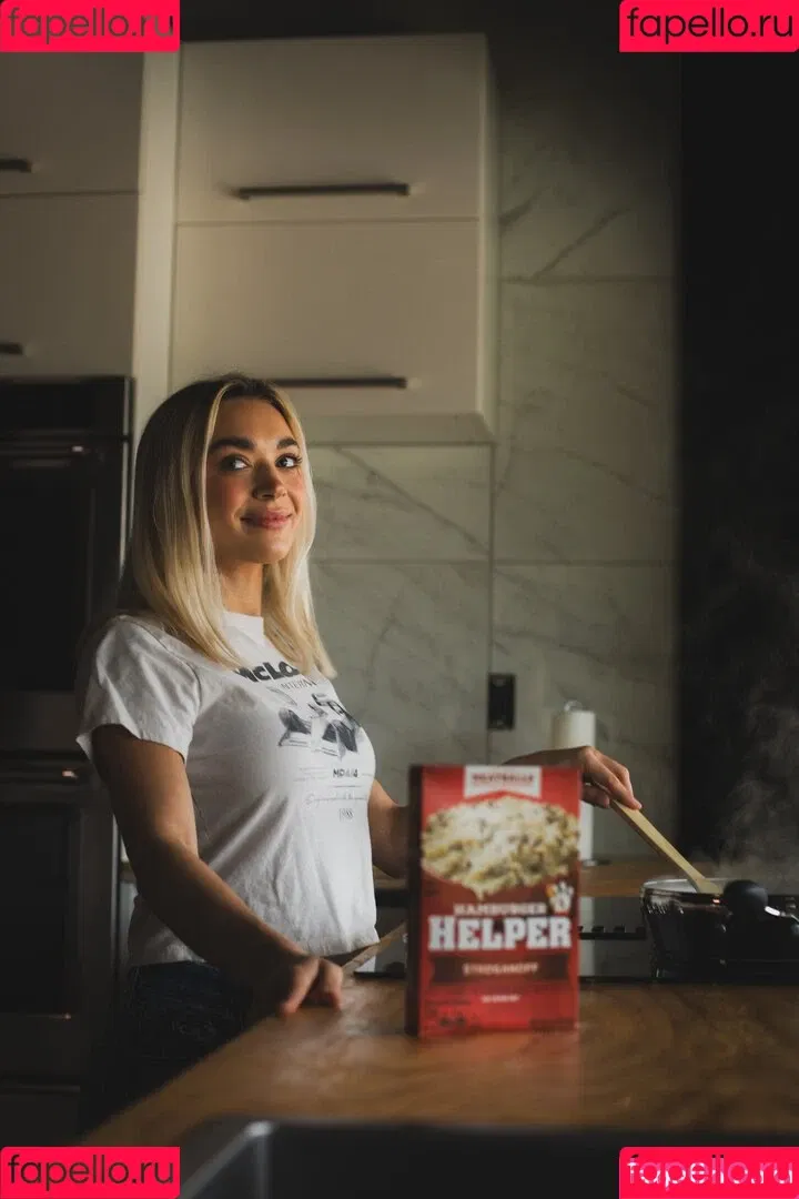 Natalie Decker / NatalieRacing / nataliedecker / user Onlyfans Photo Gallery 