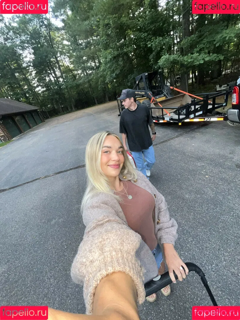 Natalie Decker / NatalieRacing / nataliedecker / user Onlyfans Photo Gallery 