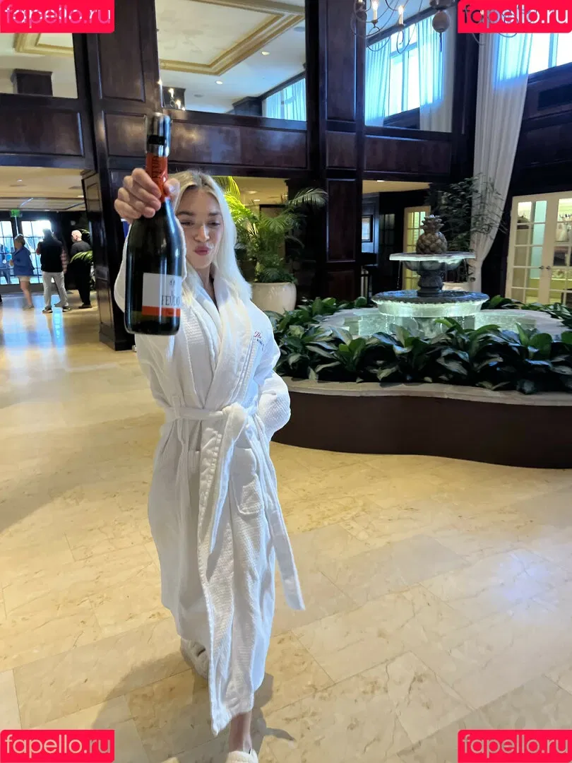 Natalie Decker / NatalieRacing / nataliedecker / user Onlyfans Photo Gallery 