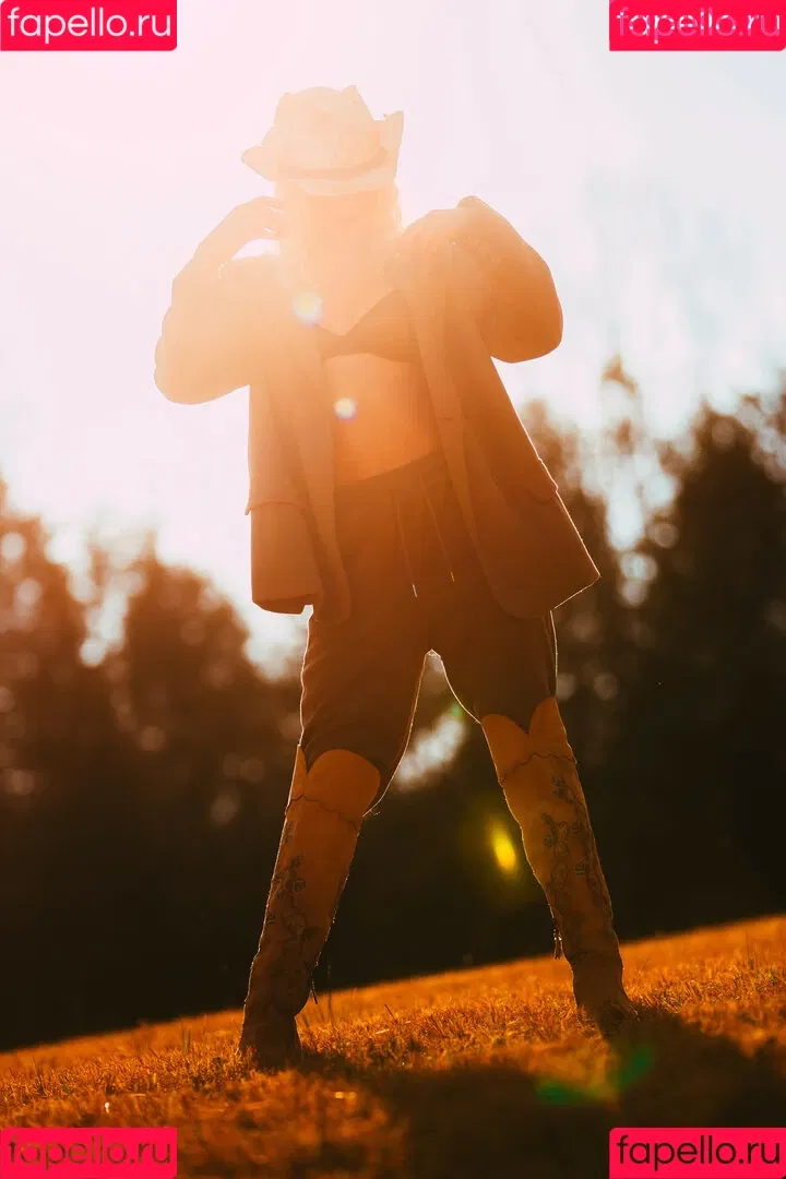 Natalie Decker / NatalieRacing / nataliedecker / user Onlyfans Photo Gallery 