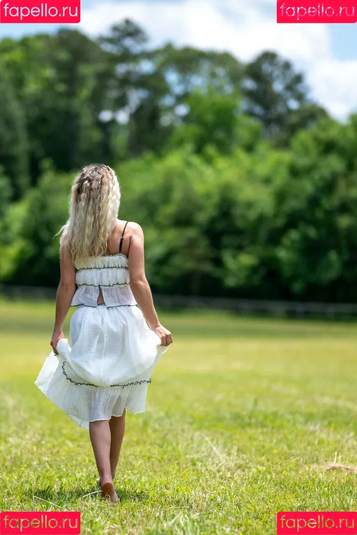 Natalie Decker / NatalieRacing / nataliedecker / user Onlyfans Photo Gallery 