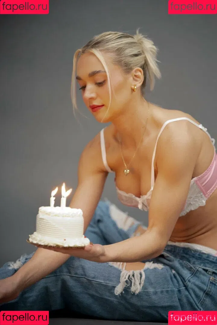 Natalie Decker / NatalieRacing / nataliedecker / user Onlyfans Photo Gallery 