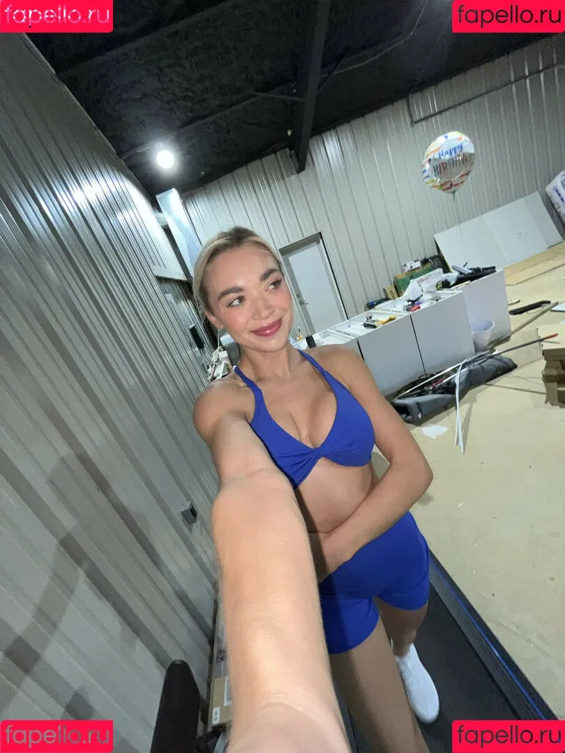 Natalie Decker / NatalieRacing / nataliedecker / user Onlyfans Photo Gallery 