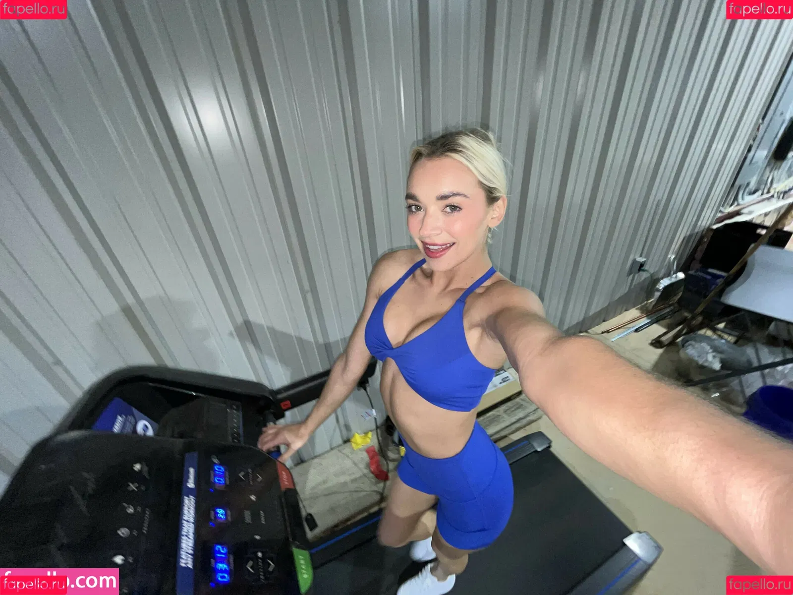 Natalie Decker / NatalieRacing / nataliedecker / user Onlyfans Photo Gallery 