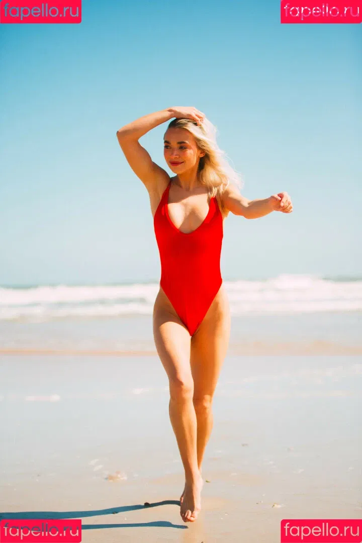 Natalie Decker / NatalieRacing / nataliedecker / user Onlyfans Photo Gallery 