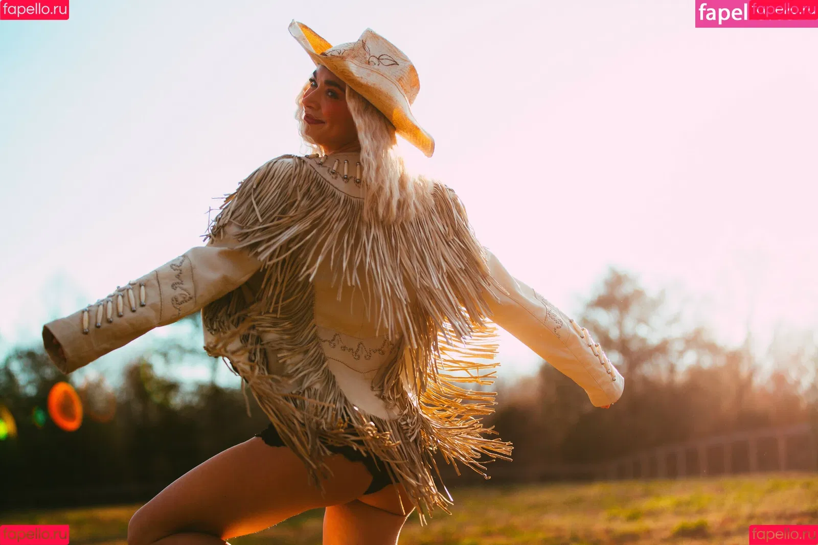 Natalie Decker / NatalieRacing / nataliedecker / user Onlyfans Photo Gallery 