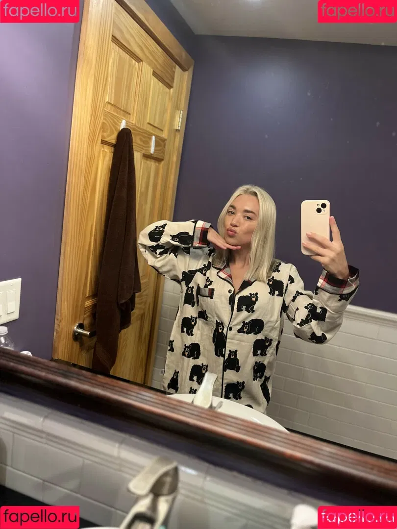 Natalie Decker / NatalieRacing / nataliedecker / user Onlyfans Photo Gallery 