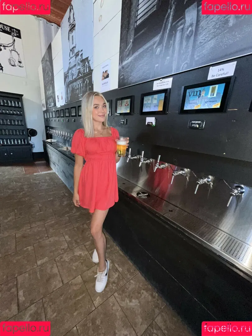 Natalie Decker / NatalieRacing / nataliedecker / user Onlyfans Photo Gallery 