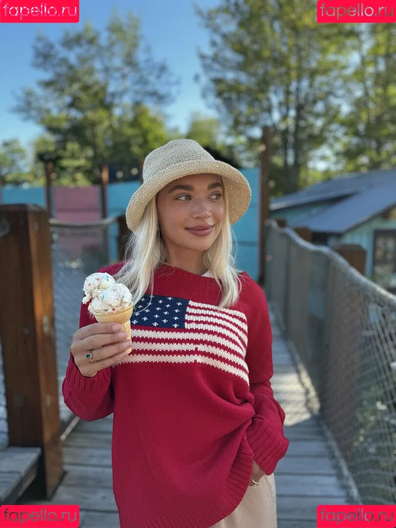 Natalie Decker / NatalieRacing / nataliedecker / user Onlyfans Photo Gallery 