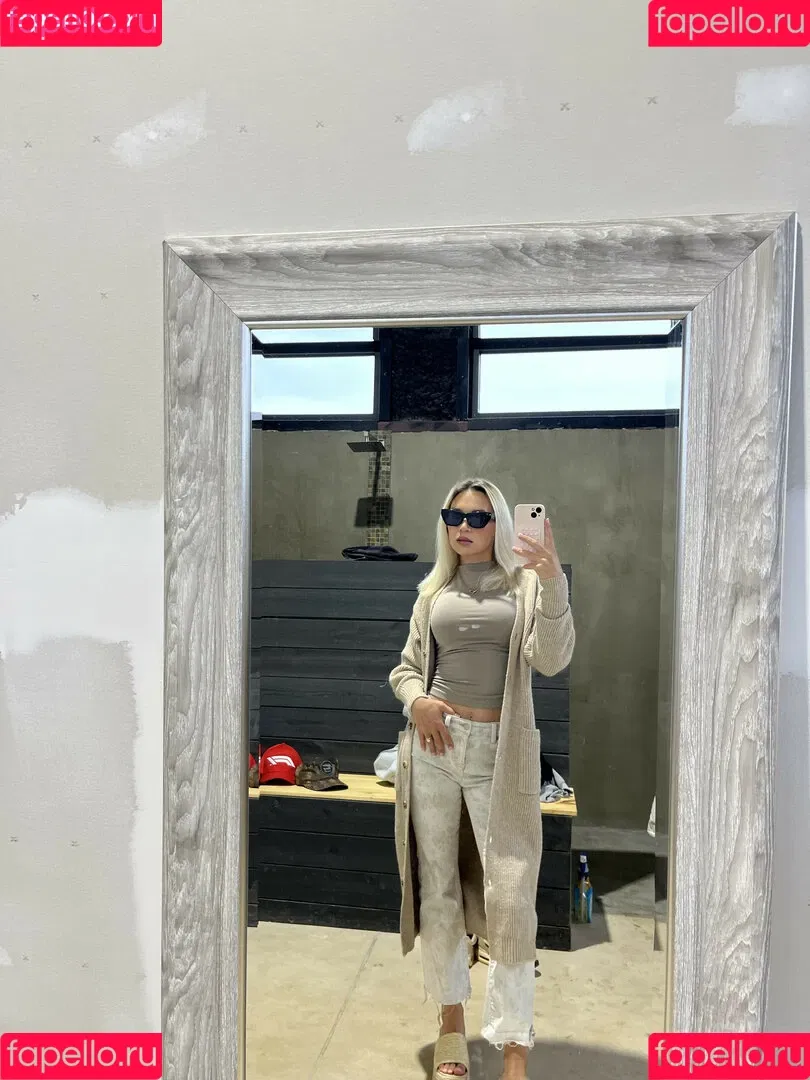 Natalie Decker / NatalieRacing / nataliedecker / user Onlyfans Photo Gallery 