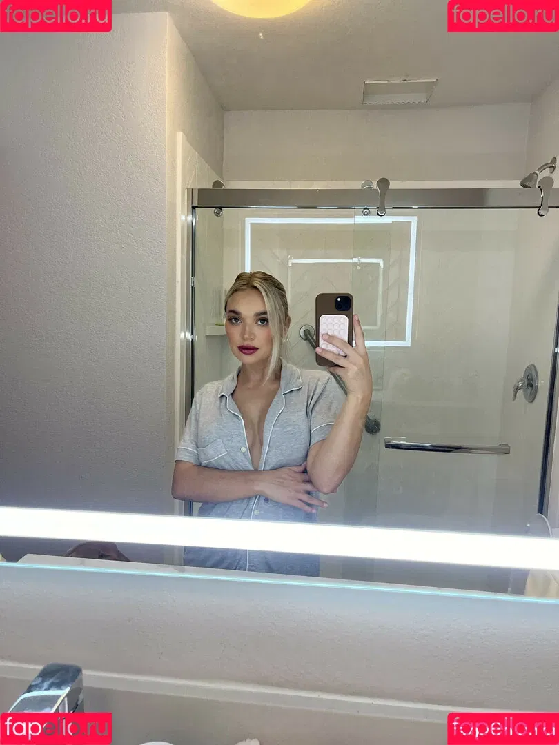 Natalie Decker / NatalieRacing / nataliedecker / user Onlyfans Photo Gallery 