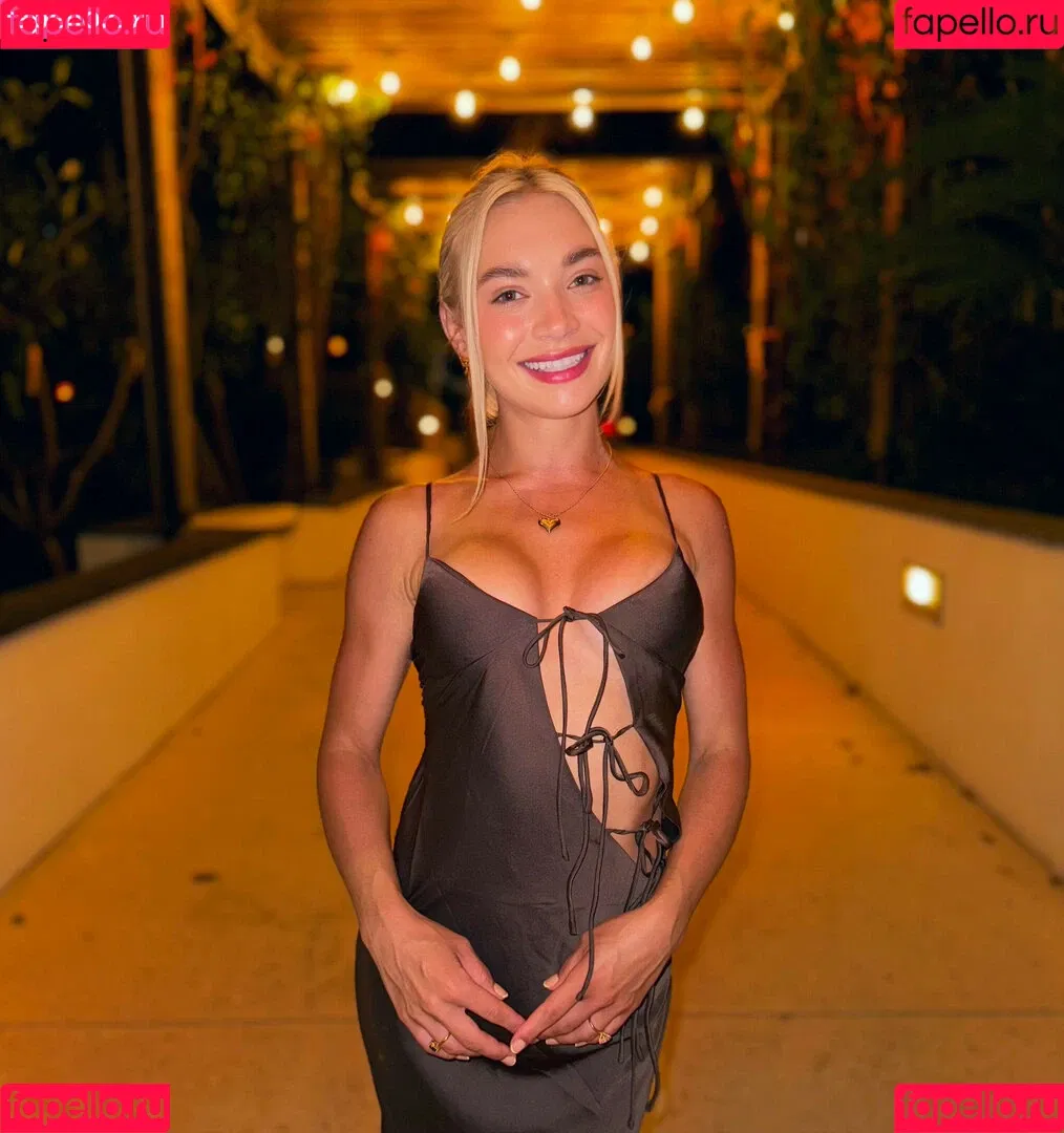 Natalie Decker / NatalieRacing / nataliedecker / user Onlyfans Photo Gallery 