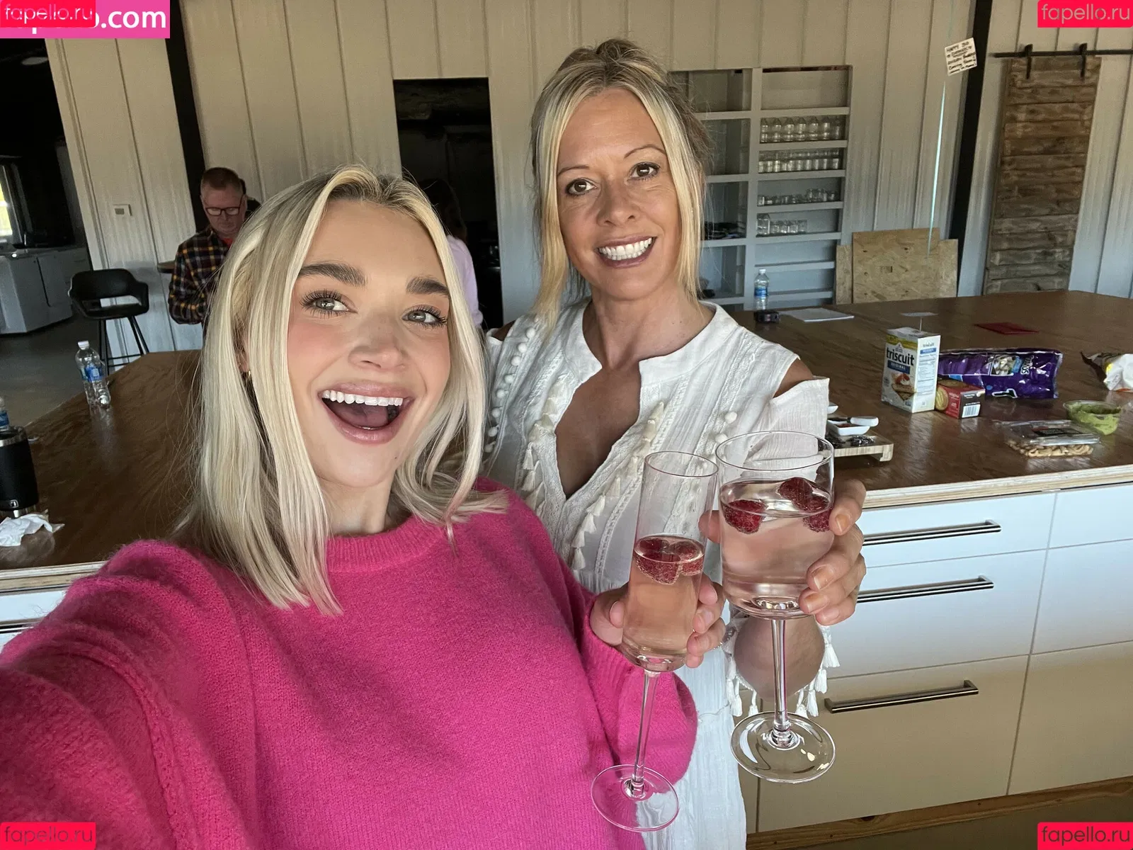 Natalie Decker / NatalieRacing / nataliedecker / user Onlyfans Photo Gallery 