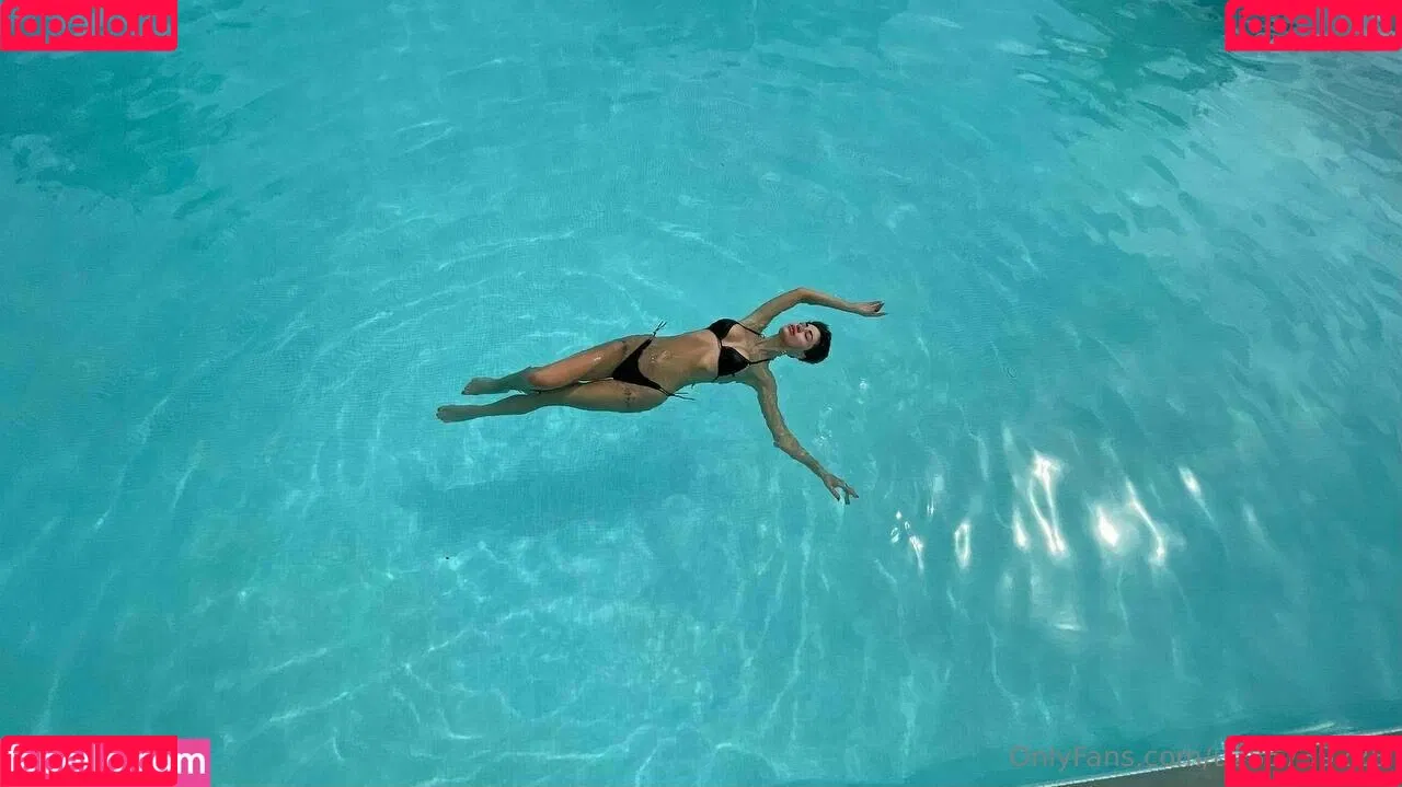 thebaddest24 / thebaddest_m0mmy Onlyfans Photo Gallery 