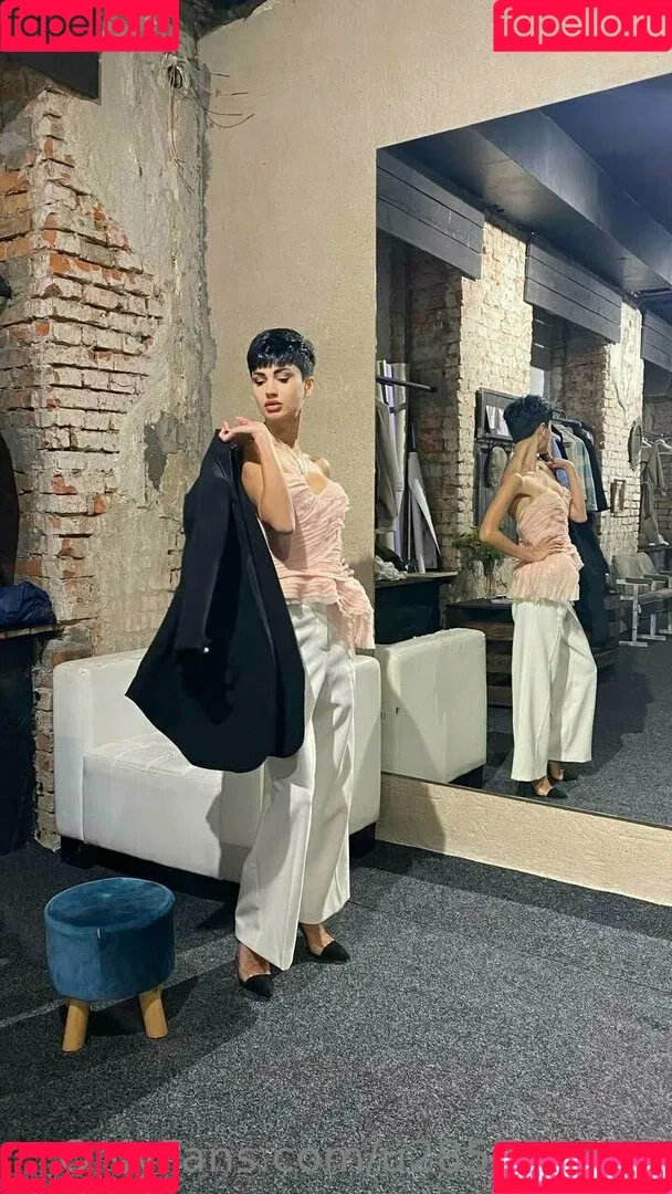 thebaddest24 / thebaddest_m0mmy Onlyfans Photo Gallery 