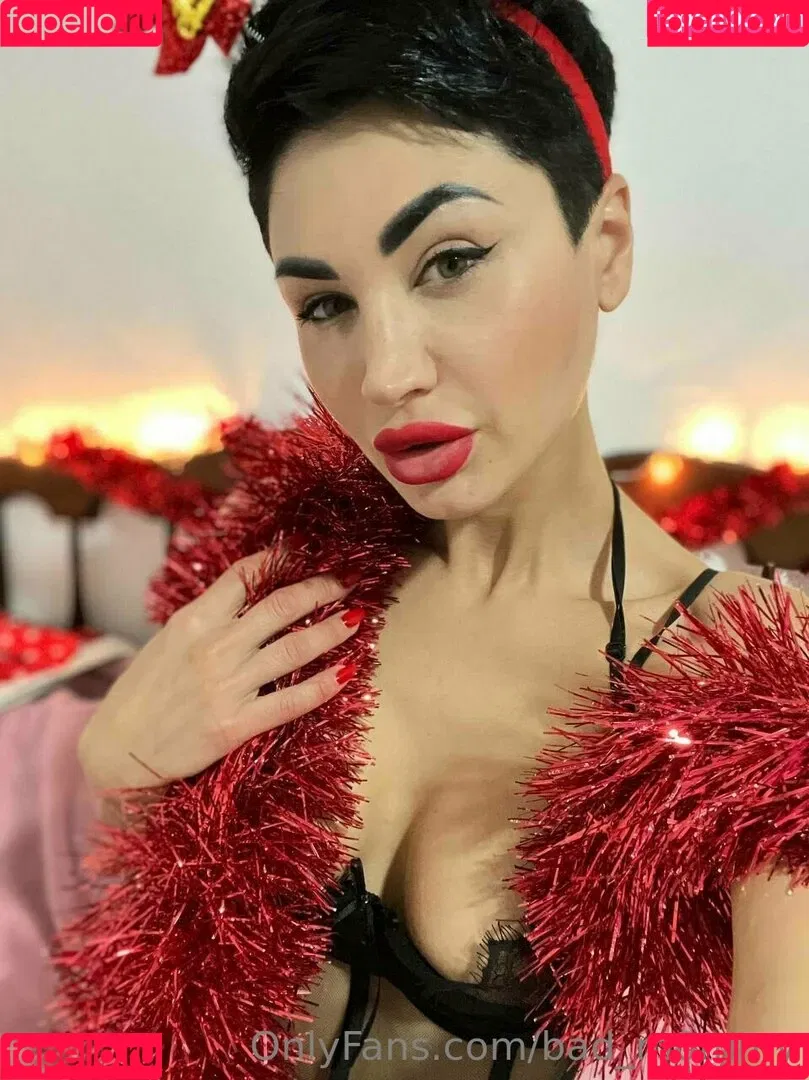 thebaddest24 / thebaddest_m0mmy Onlyfans Photo Gallery 