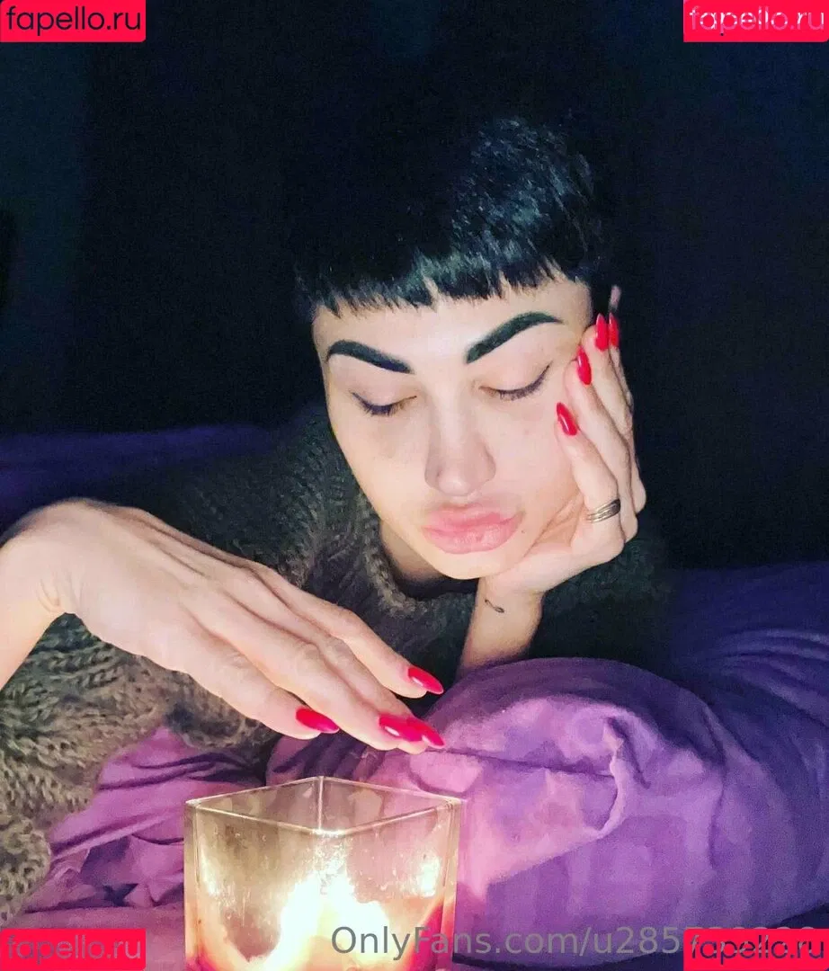 thebaddest24 / thebaddest_m0mmy Onlyfans Photo Gallery 