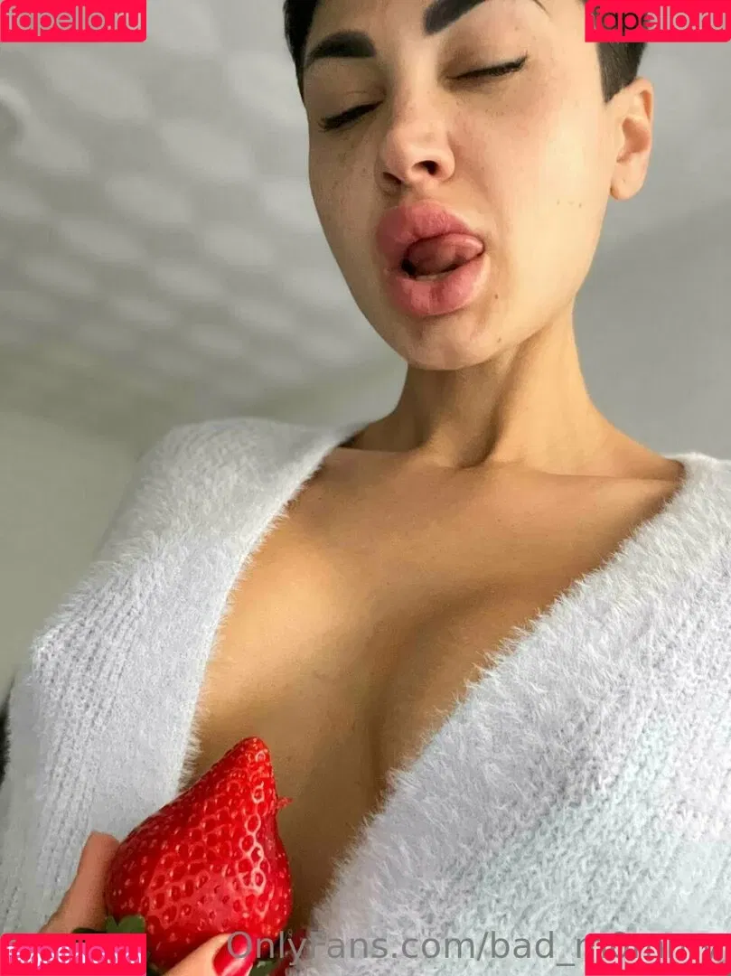 thebaddest24 / thebaddest_m0mmy Onlyfans Photo Gallery 