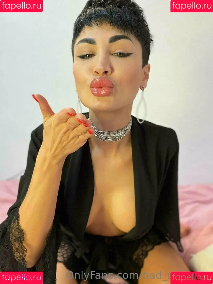 thebaddest24 / thebaddest_m0mmy Onlyfans Photo Gallery 