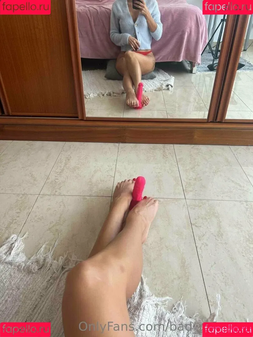 thebaddest24 / thebaddest_m0mmy Onlyfans Photo Gallery 