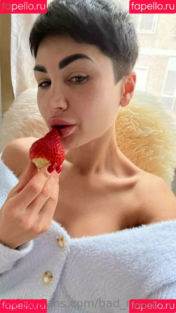 thebaddest24 / thebaddest_m0mmy Onlyfans Photo Gallery 