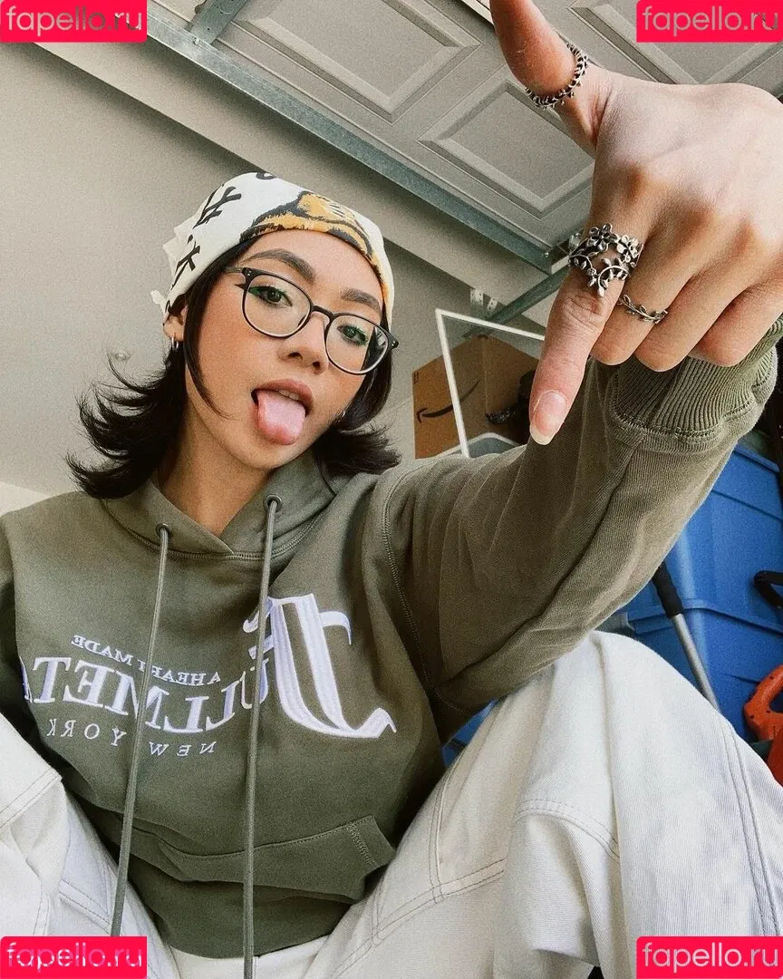 honeebell / honeebelle / honey_belle_vip Onlyfans Photo Gallery 