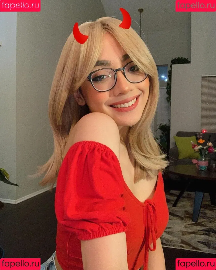 honeebell / honeebelle / honey_belle_vip Onlyfans Photo Gallery 