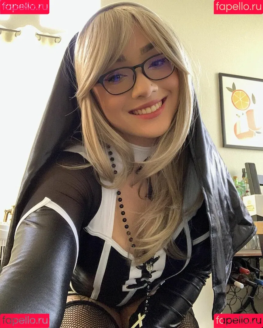 honeebell / honeebelle / honey_belle_vip Onlyfans Photo Gallery 