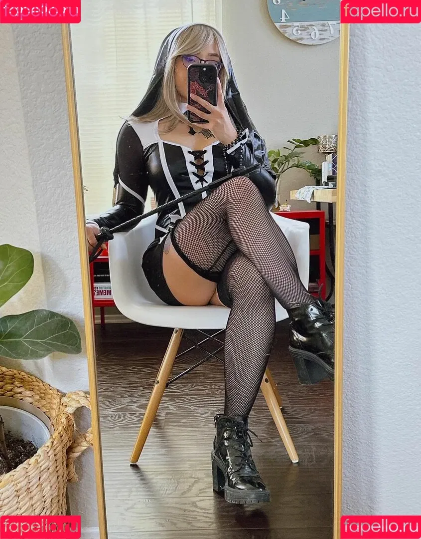 honeebell / honeebelle / honey_belle_vip Onlyfans Photo Gallery 