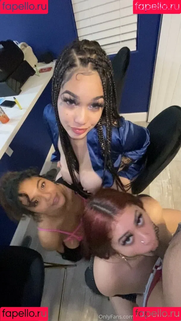 Heaven / Heaven2Hot / heavn / imheavenxo / taste.of.heaven Onlyfans Photo Gallery 